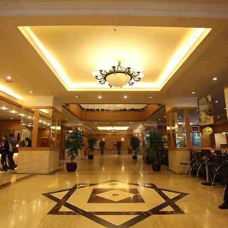 Garden City Hotel Chengdu Extérieur photo