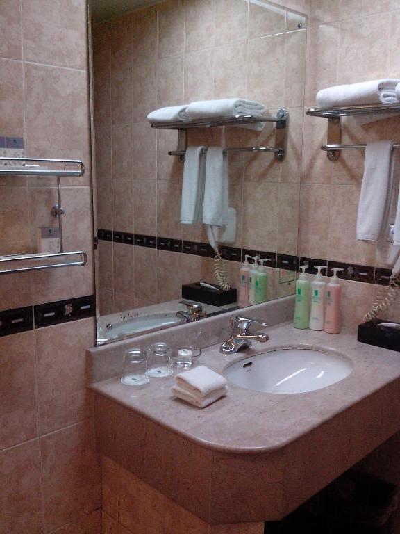 Garden City Hotel Chengdu Chambre photo