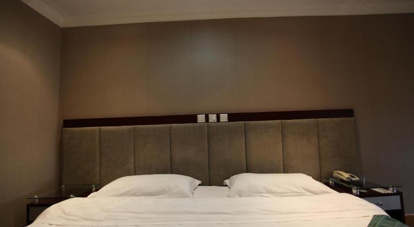 Garden City Hotel Chengdu Chambre photo
