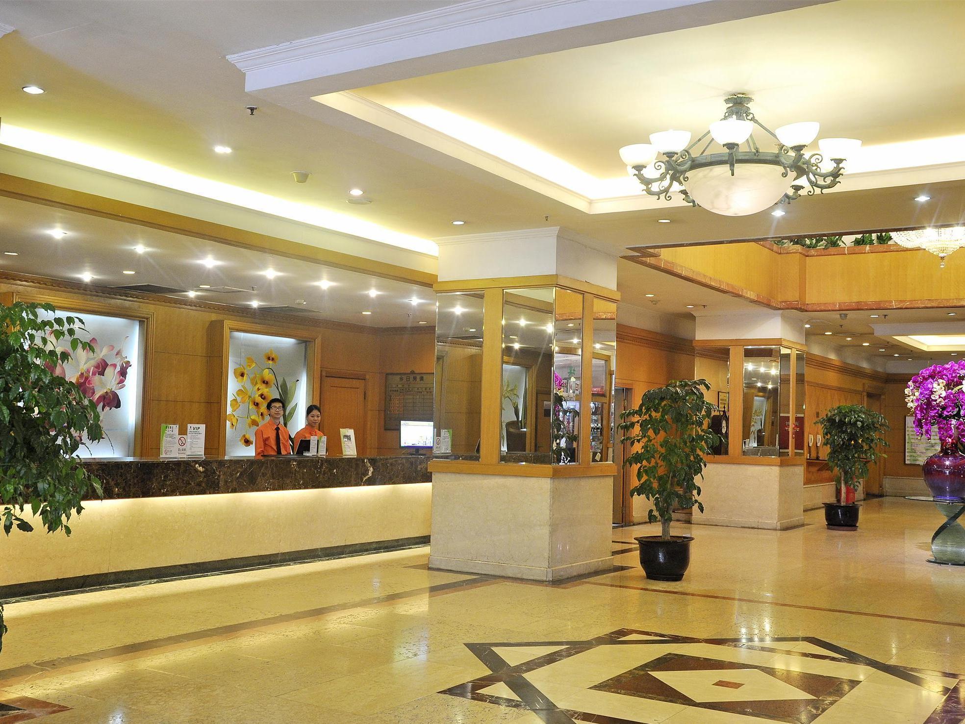 Garden City Hotel Chengdu Extérieur photo