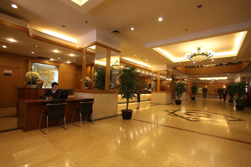 Garden City Hotel Chengdu Extérieur photo