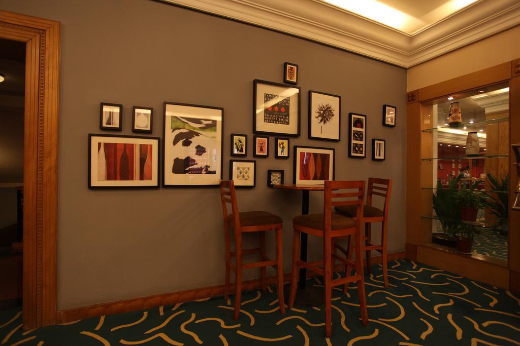 Garden City Hotel Chengdu Extérieur photo